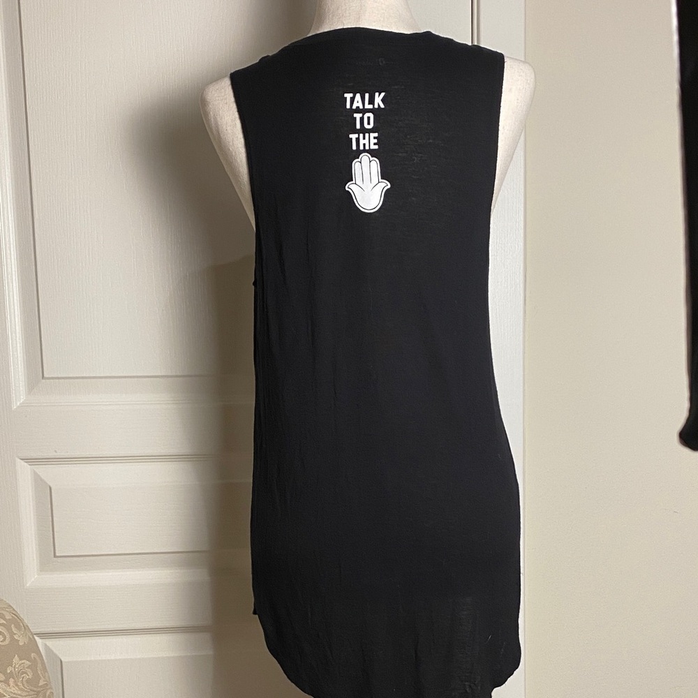 Black Yoga Top Size Med - Picture 2 of 7